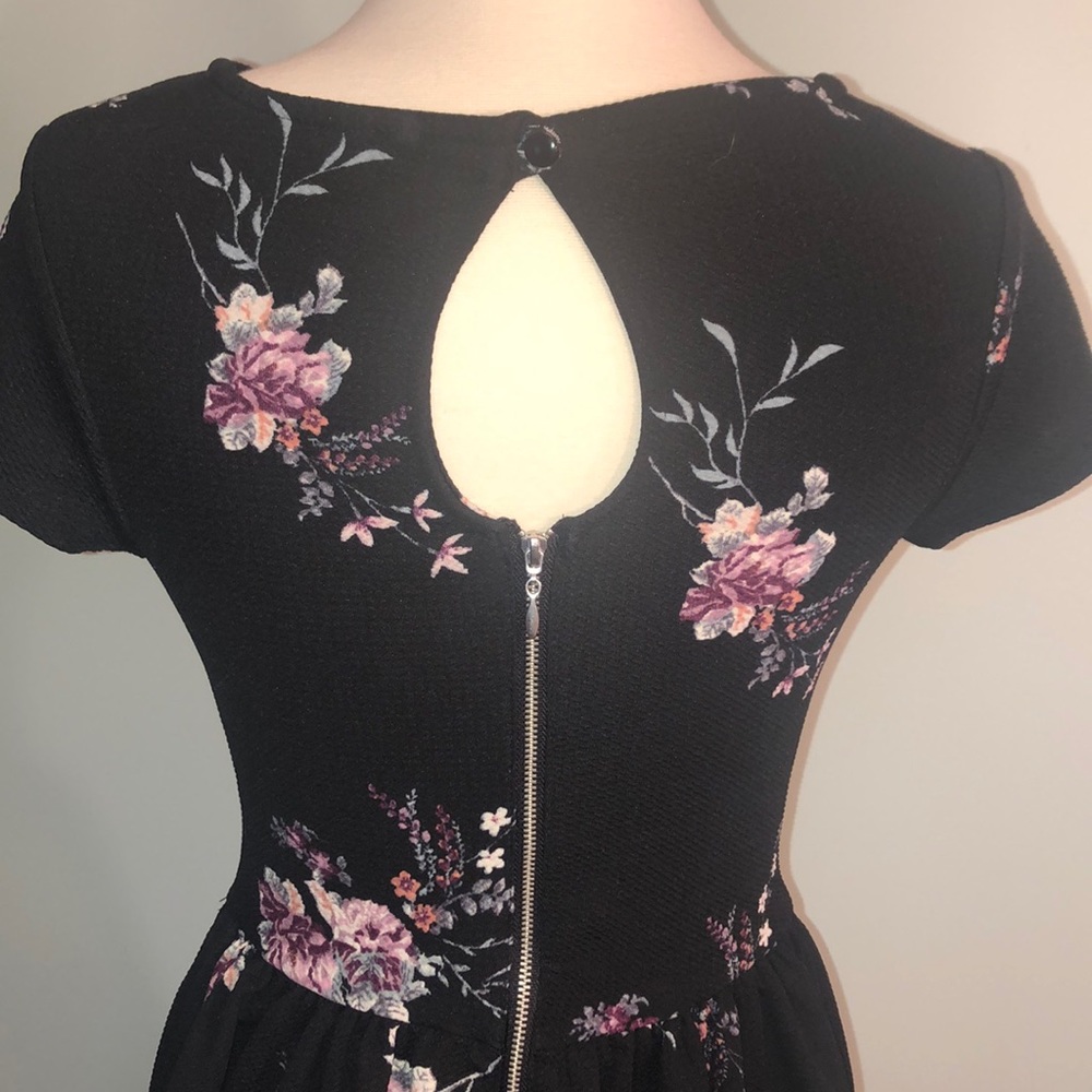 Black and Floral Print Fit and Flare Dress - Picture 8 of 8